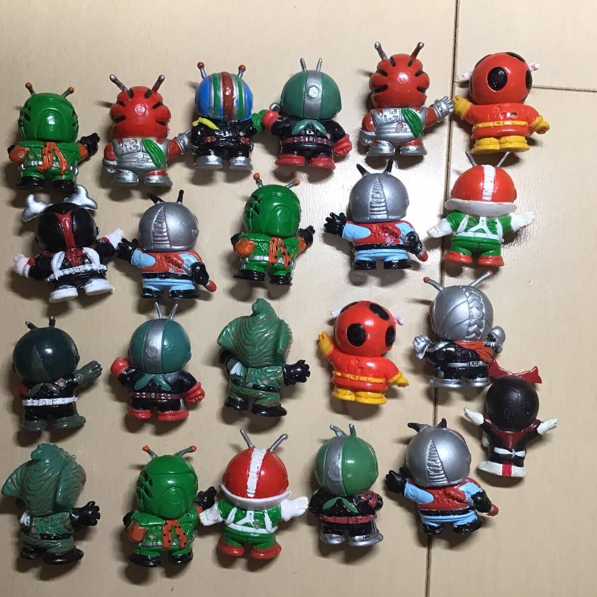 やや傷や汚れあり】仮面ライダー ポケットヒーローズ 1990年代 彩色