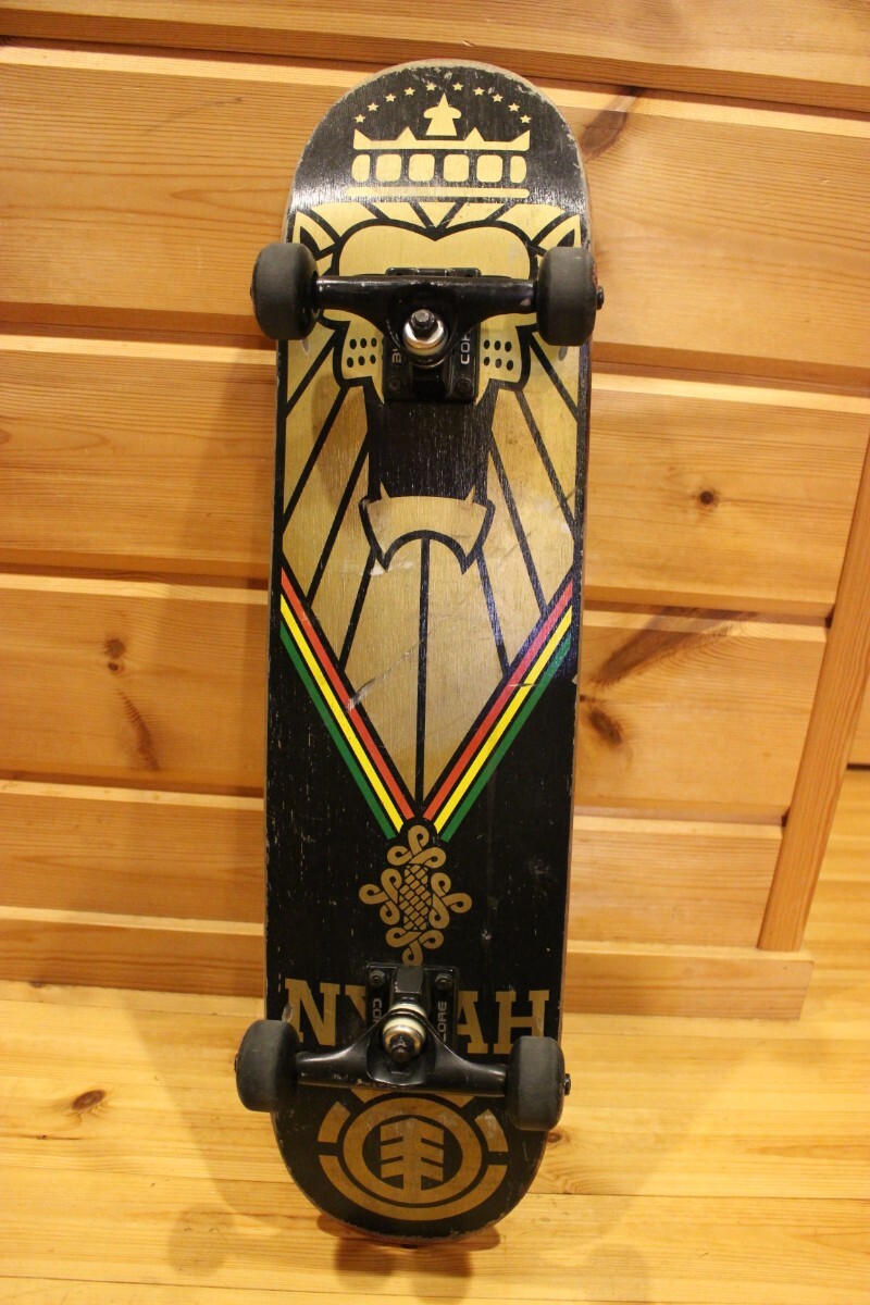 エレメント　スケートボード　スケボー　コンプリート　ナイジャヒューストンモデル エレメント スケートボード スケボー コンプリート ナイジャ