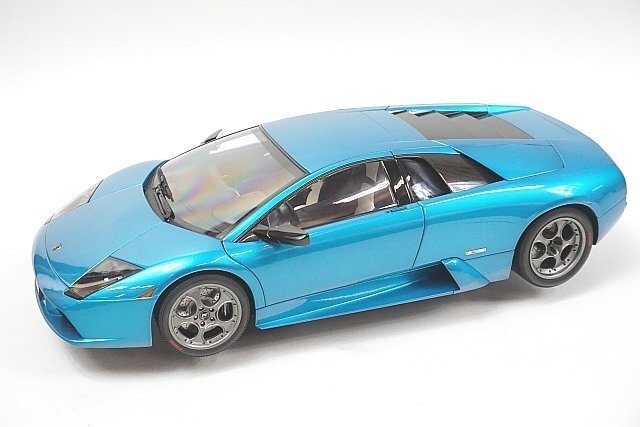 AUTOART 1/43 ランボルギーニムルシエラゴ 40thアニバーサリー AUTOART 1/43 ランボルギーニムルシエラゴ 40thアニバーサリー