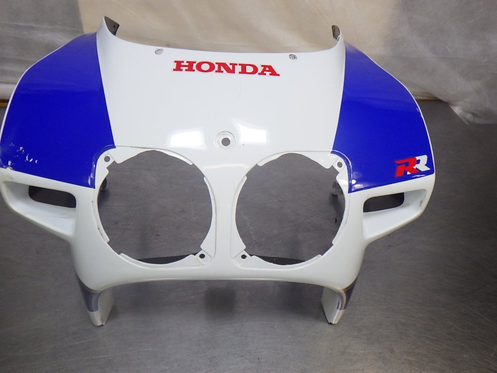CBX750F フロントカウル「左」　新品 CBX750F CBX750Fボルドール アッパーカウル、フロントカウル、美品