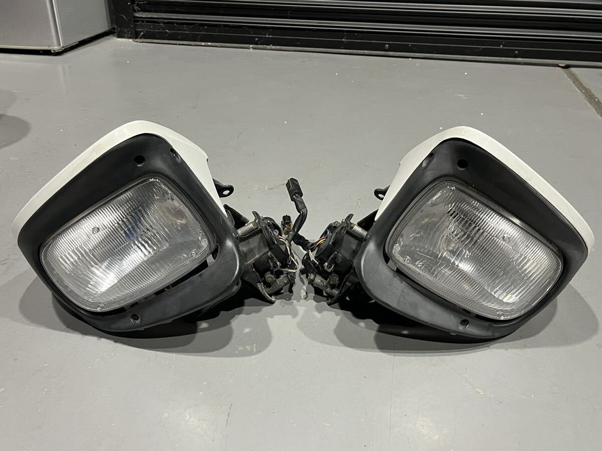 TOYOTA トヨタ OEM リトラクタブルヘッドライトガーニッシュ スプリンタートレノ AE86 4A-GE 54108-12010 / 54107-12010 54107-12010 (54107)リトラクタブルヘッドランプカバー ガーニッシュ