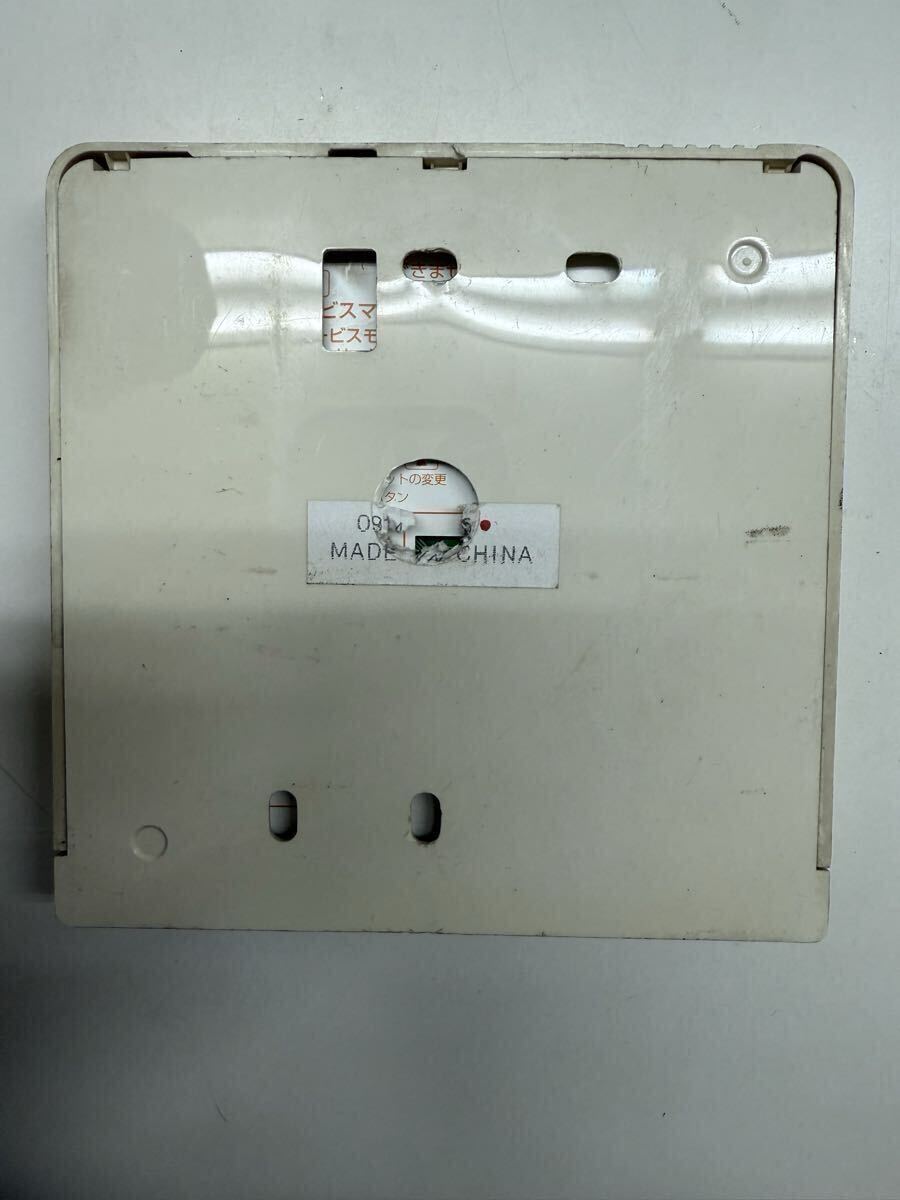 ★最安値★ TOSHIBA エアコンリモコン　RBC-AMT31 業務用　　傷消しにてクリーニング済み　@10の3番目の画像