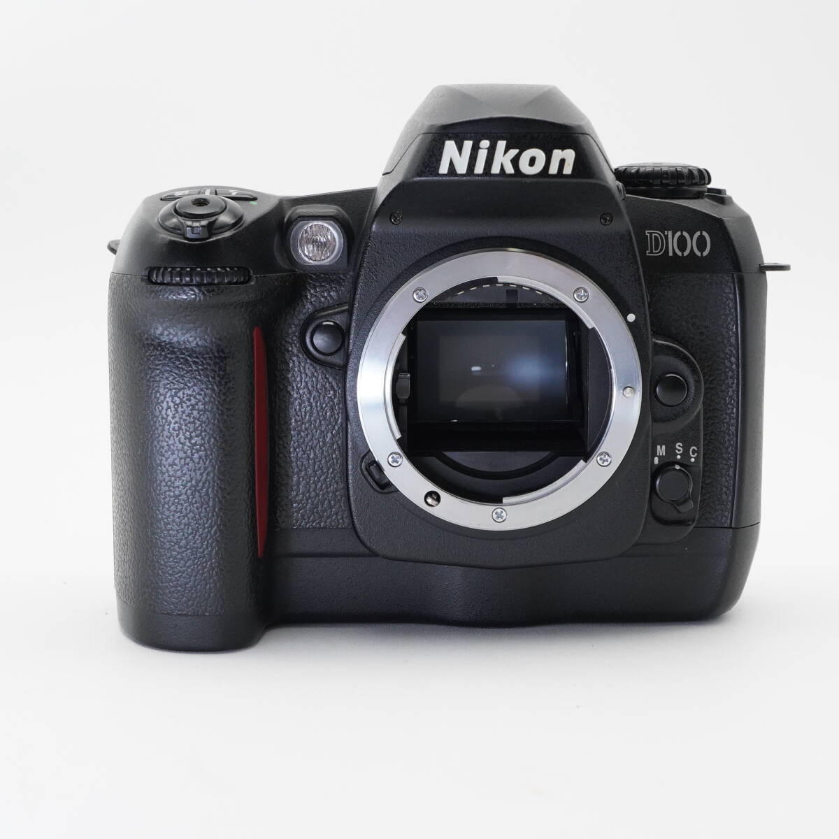 美品 Nikon ニコン D100 デジタル一眼レフカメラ #B2093の1番目の画像