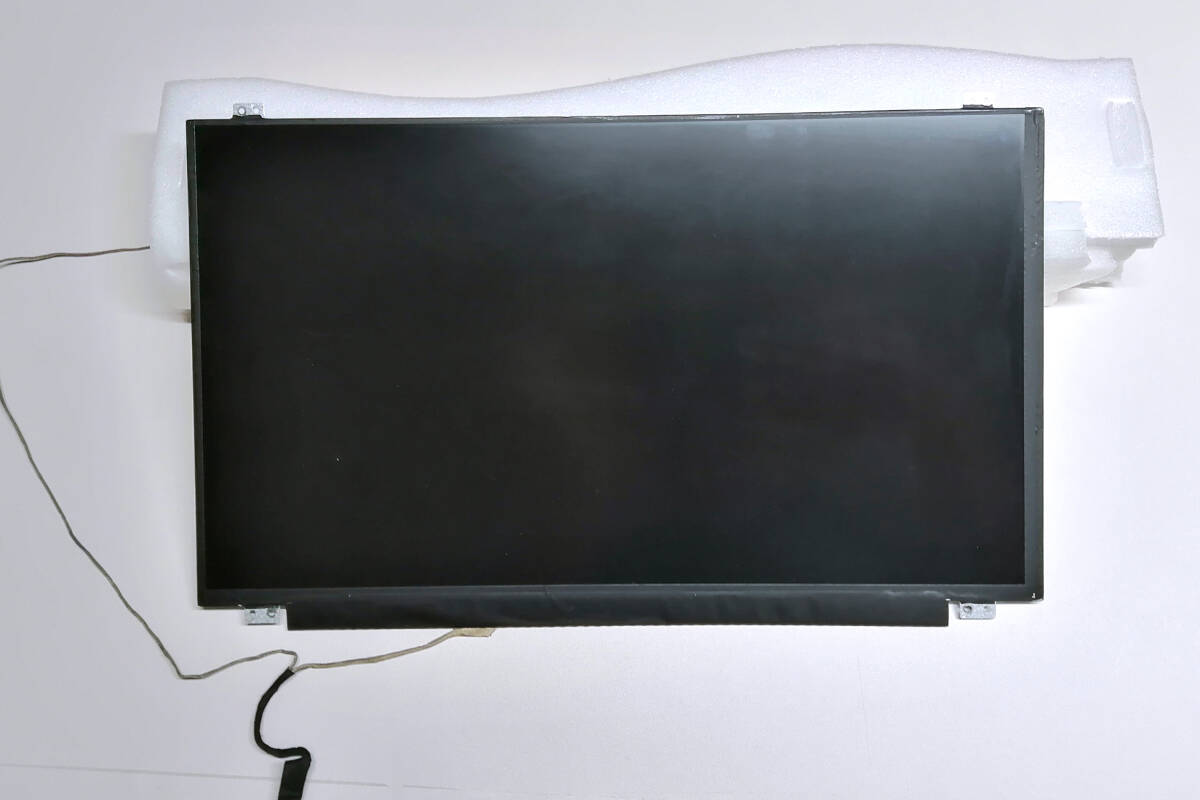 Nuovo schermo LCD FHD LED da 15,6 pollici (1920 x 1080) schermo NV156FHM-N45 V8.1 Pannello display per laptop NON IPS - Connettore a 30 pin senza staffe a vite schermo