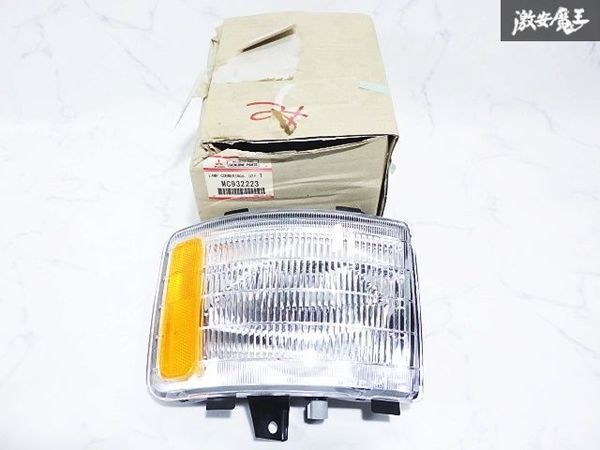 中古】日野 プロフィア テラヴィ トラクター用 ゆっくりウインカー