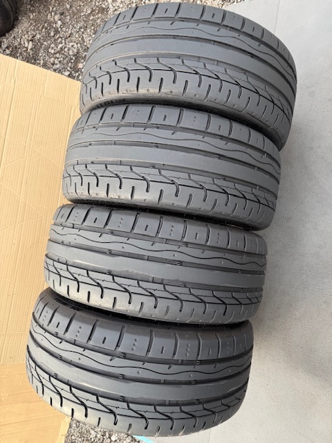新品】最短当日発送 送料込み17800円～ヴィツァー◇155/65R13 VITOUR