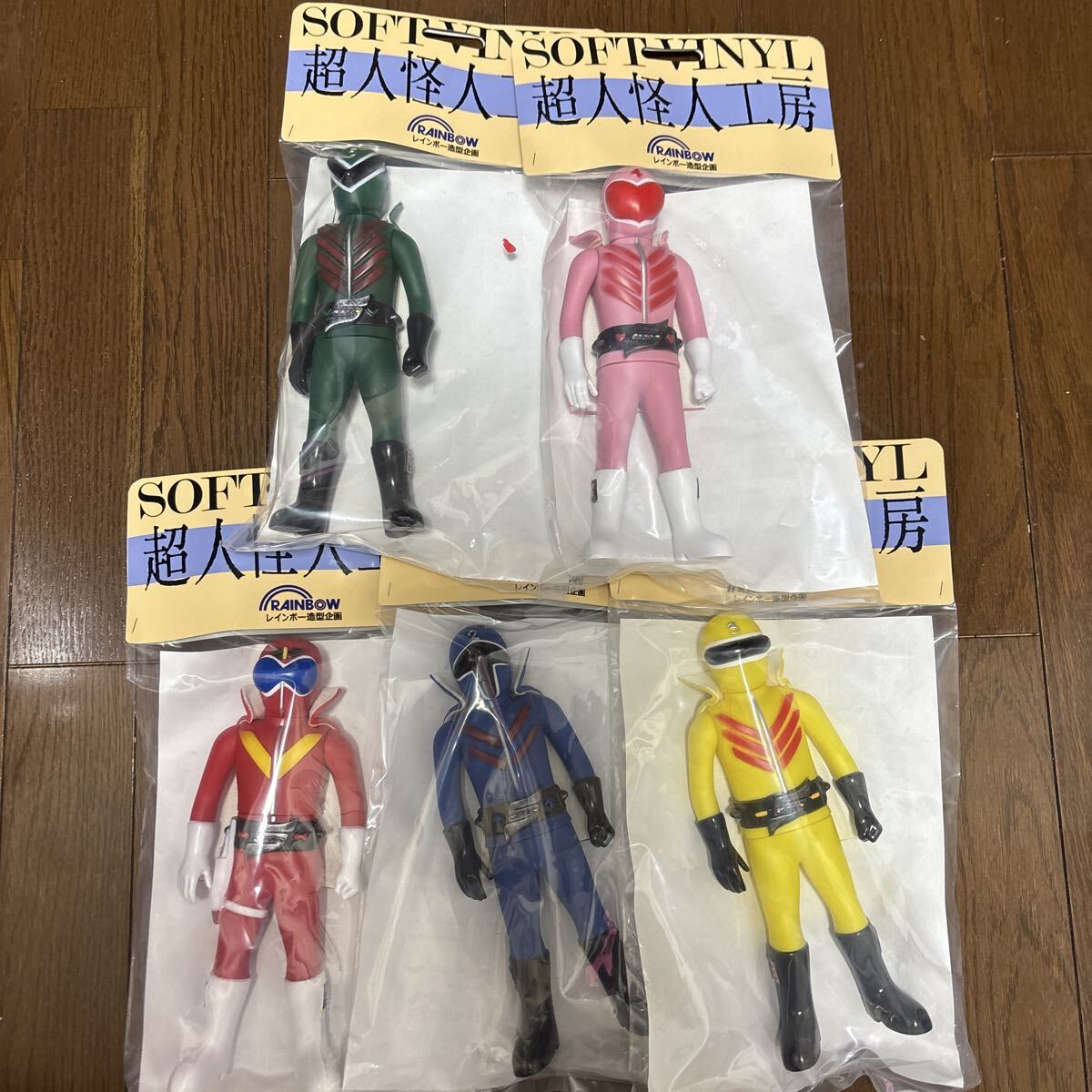 新品】5人揃って ゴレンジャー ソフビ魂 新品 アカレンジャー アオ