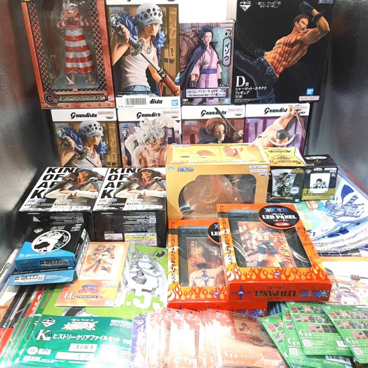 サンジ クリアファイル ONE PIECE マーガレット2017年19号 ONE PIECE サンジ 恋はいつでもハリケーン Wクリアファイル 2枚セット