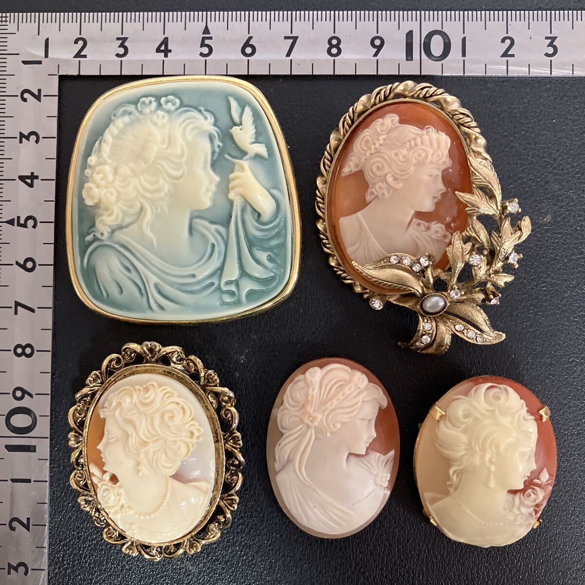 シェルカメオ CAMEO ブローチ 2WAY ヴィンテージ カメオ 美品 です 