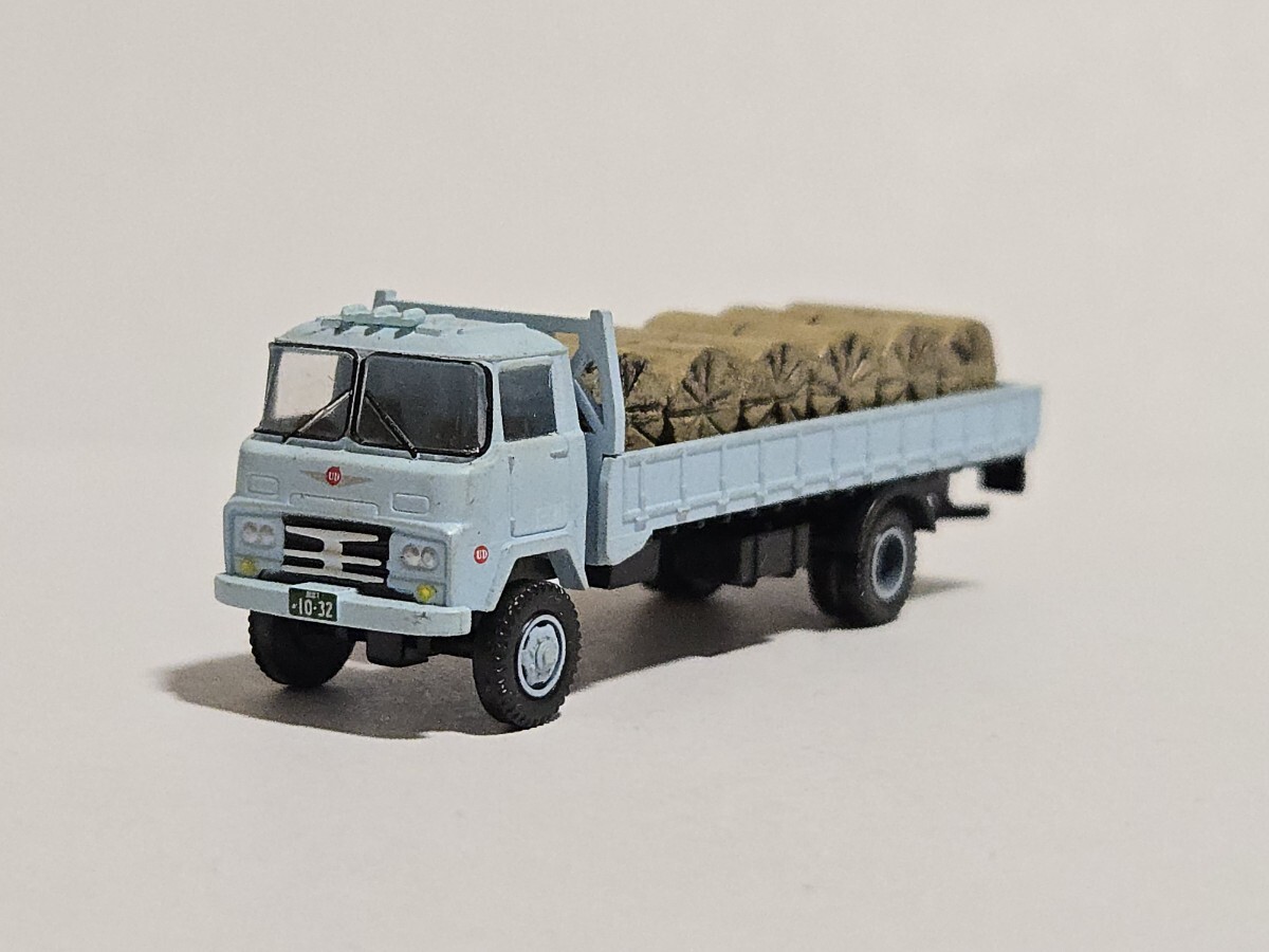 トミカ】 日産ディーゼル ビッグサム 建機運搬車 建設車両セット4
