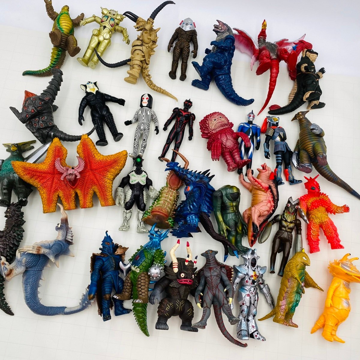 新品】新品即決 パワードモンスターシリーズ パワードケムラー ソフビ