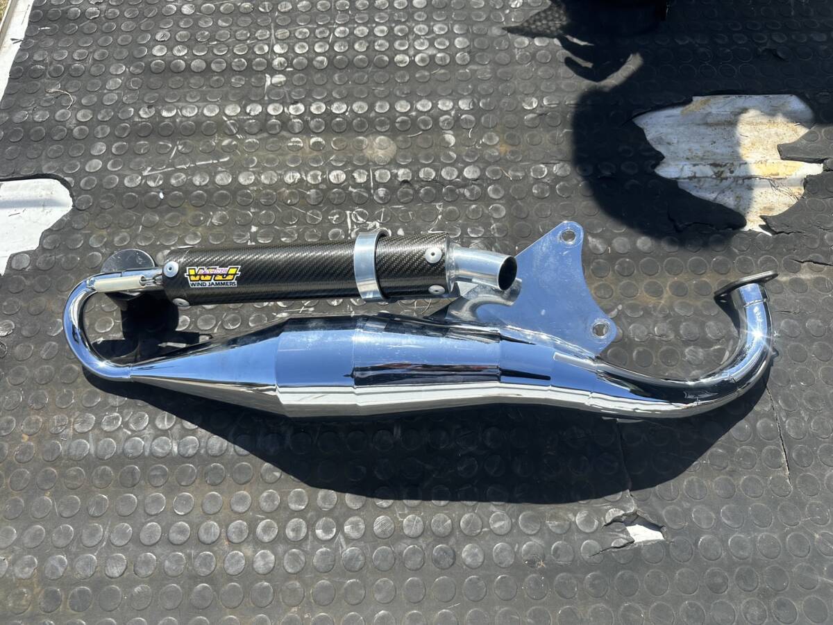 スズキ　アドレスV100(カスタム車)　中古実動車　バッテリー新品交換済み　ワンオフチャンバー付き　タイヤ前後バリ山　ナンバー登録書類有 スズキ アドレスV100(カスタム車) 中古実動車 バッテリー新品交換済み