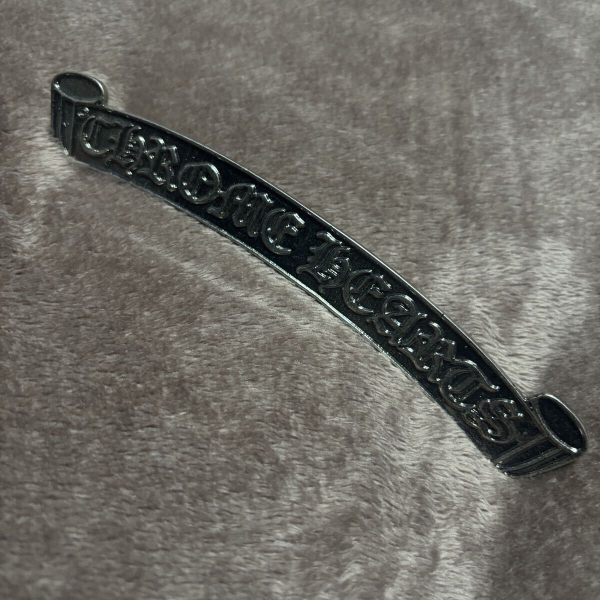 新品】クロムハーツ Chrome Hearts ロゴプレート ディスプレイ用