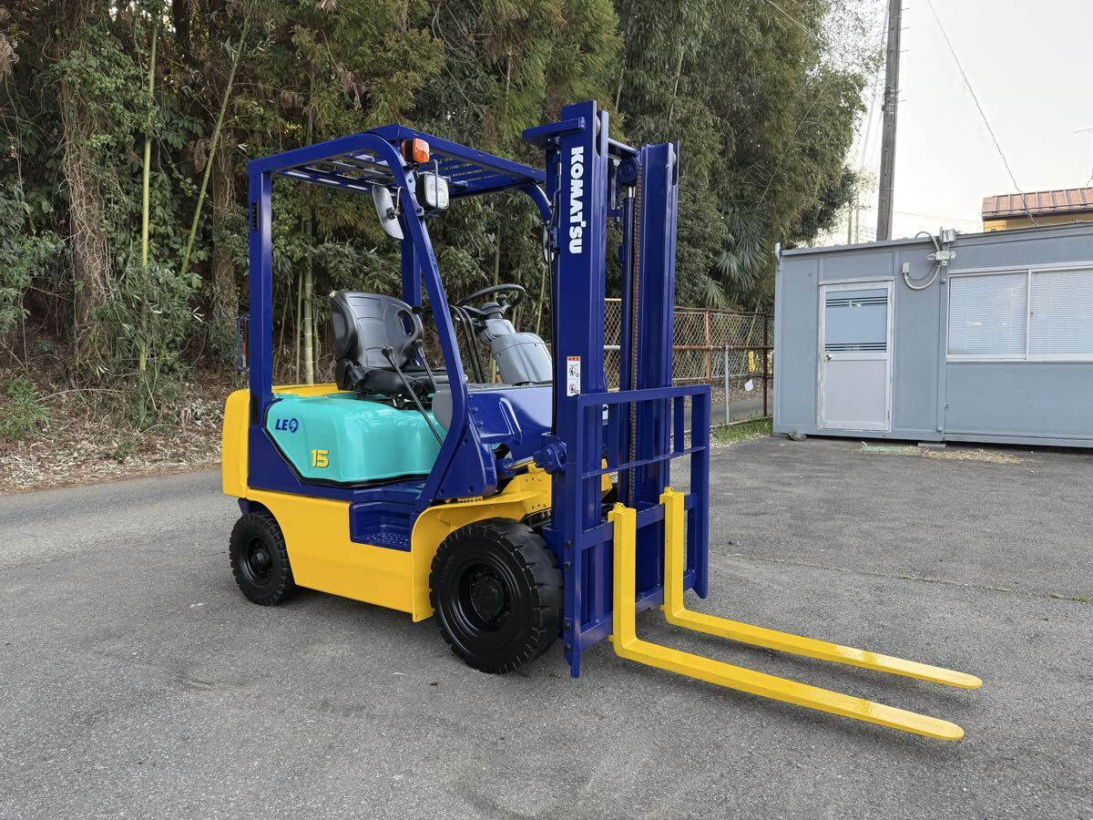 コマツ 1/24 LEO-NXT FD25-15 KOMATSU FORKLIFT【10の落札情報詳細 