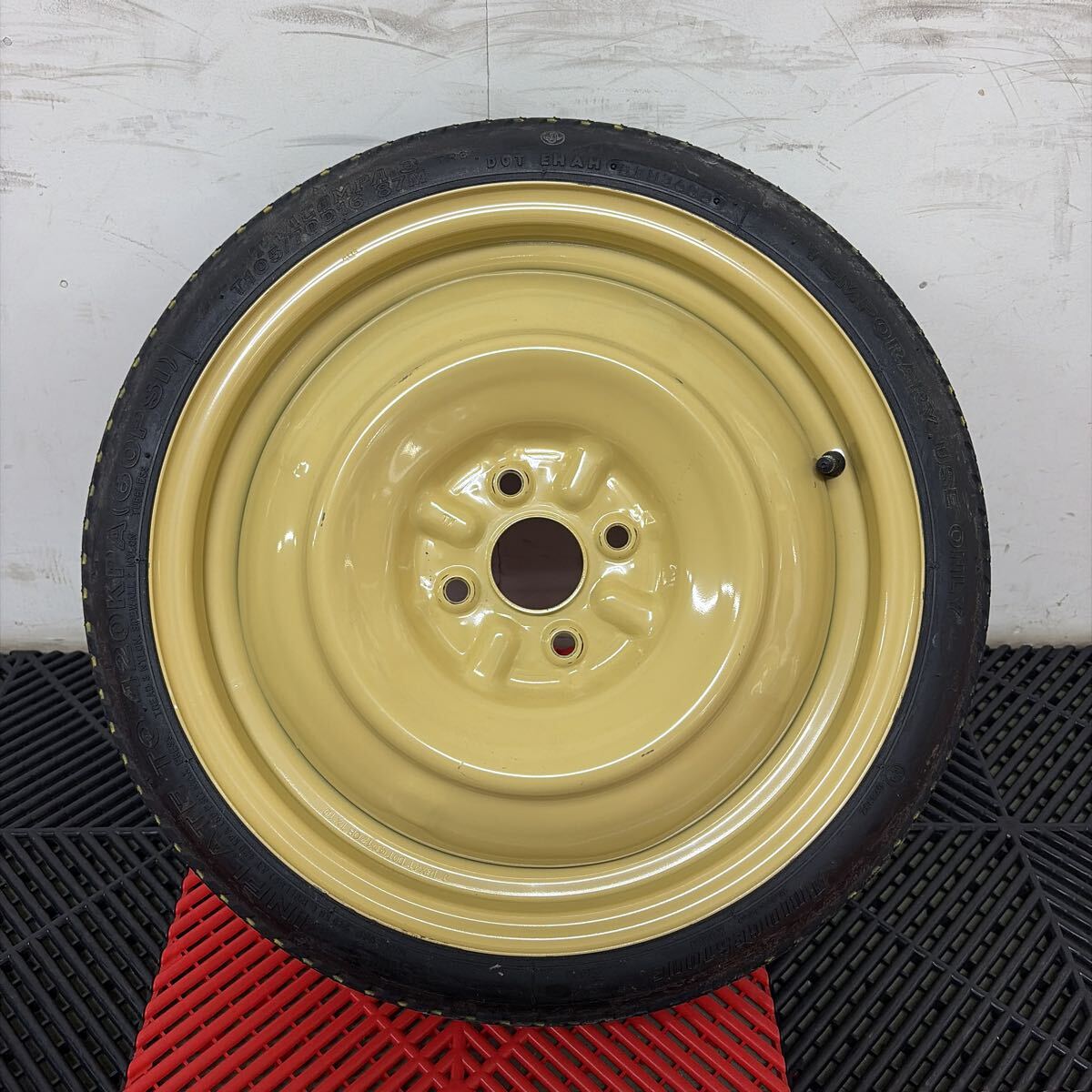 トヨタ 純正 スペアタイヤ T125/70D16 5穴 PCD100 アリオン プレミオ