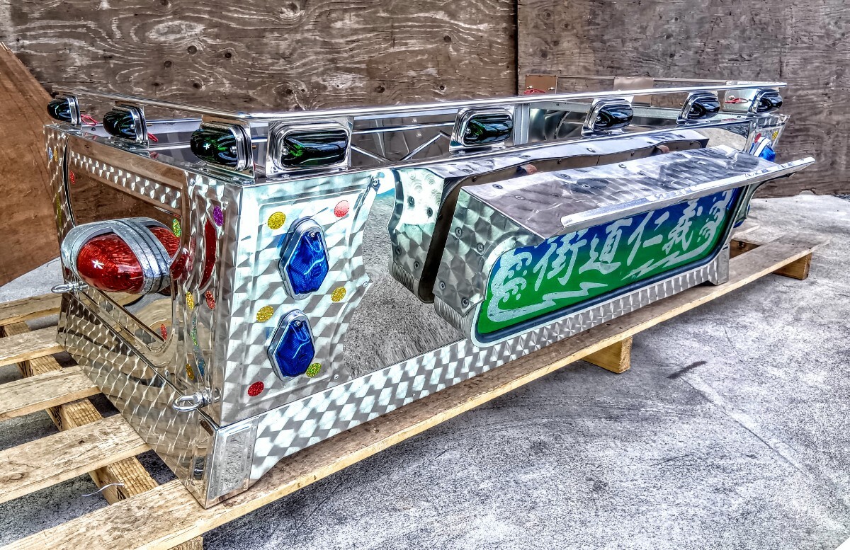 新品】☆シートデッキ ウロコ 紐出し シートキャリア デコトラ レトロ 新品】☆シートデッキ ウロコ 紐出し シートキャリア デコトラ レトロ