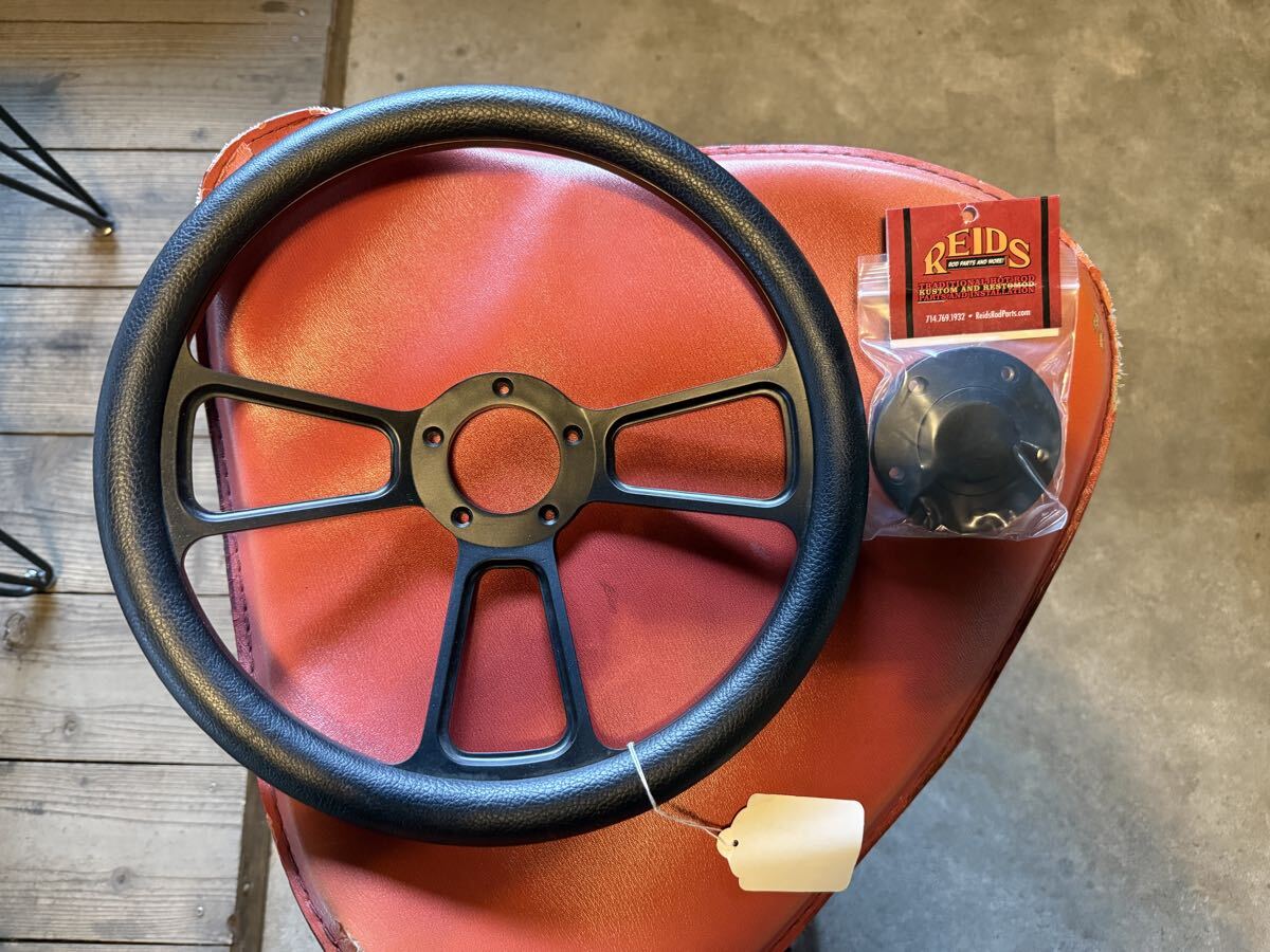 新品】カリフォルニア メタルフレーク ステアリング ゴールド 検ムーン