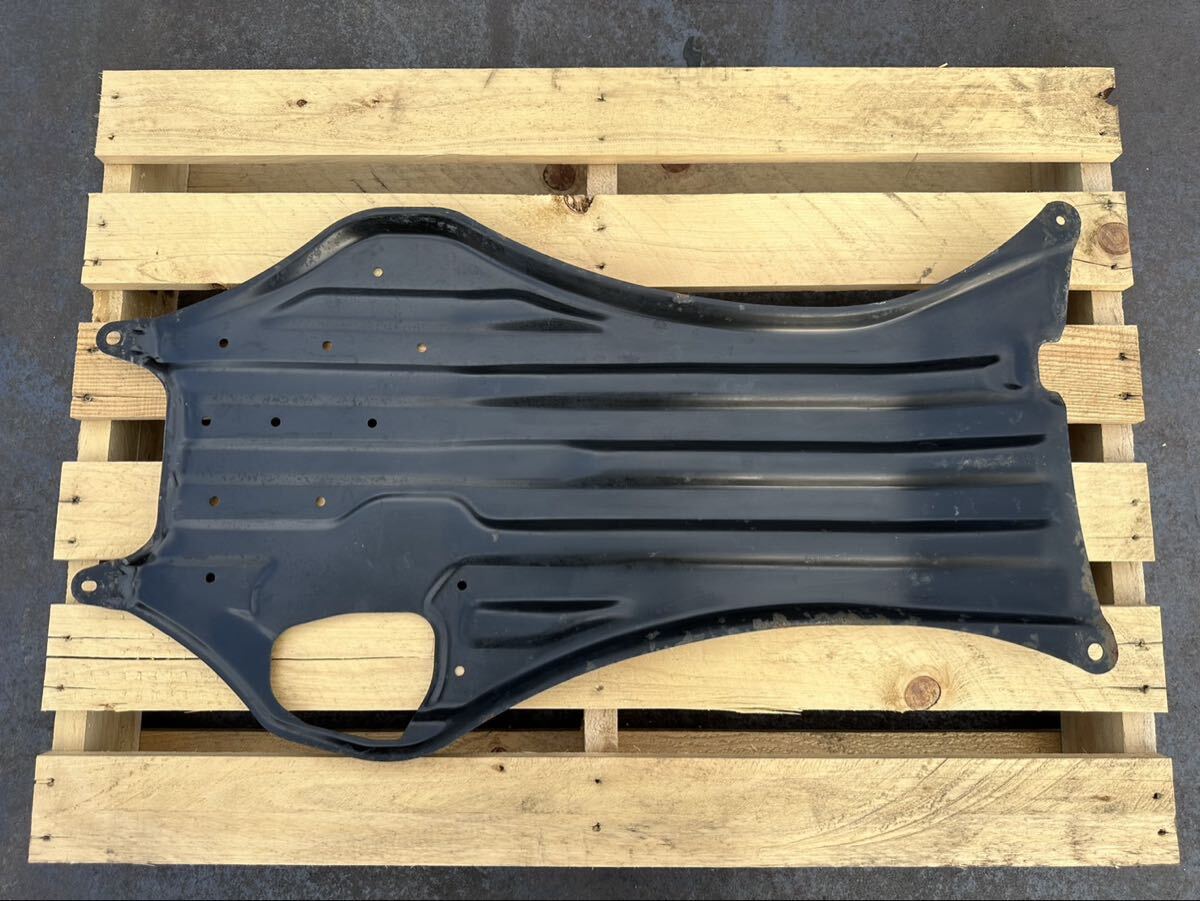 JZX100 寒冷地仕様 純正オイルパンガード オイルパンプロテクター JZX100 寒冷地仕様 純正オイルパンガード オイルパンプロテクター