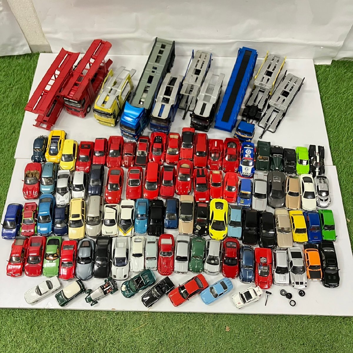 京商/カーキャリアカー】1/64のR/Cトレーラーシリーズ/6台積載車/外箱