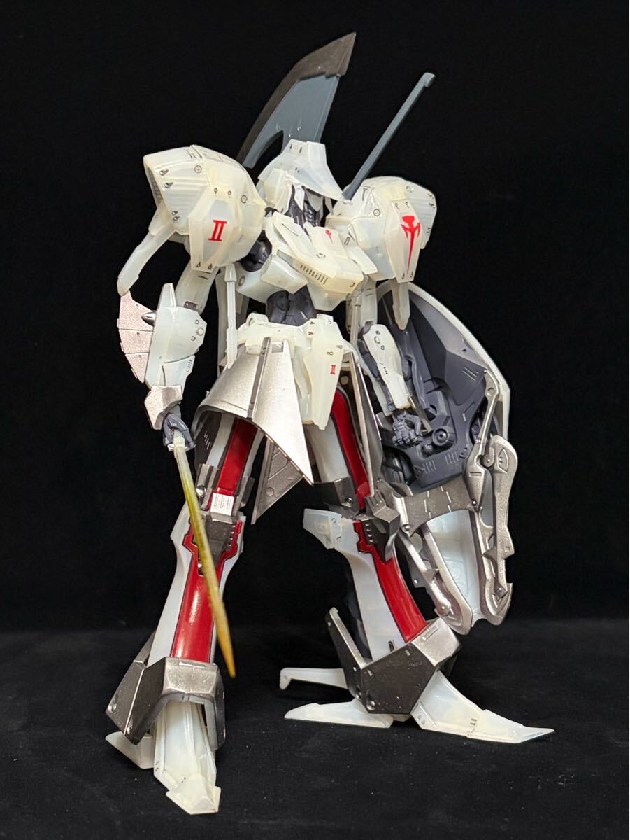 海洋堂 1／35 ファイブスター物語／FSS レッドミラージュ ソフビキット