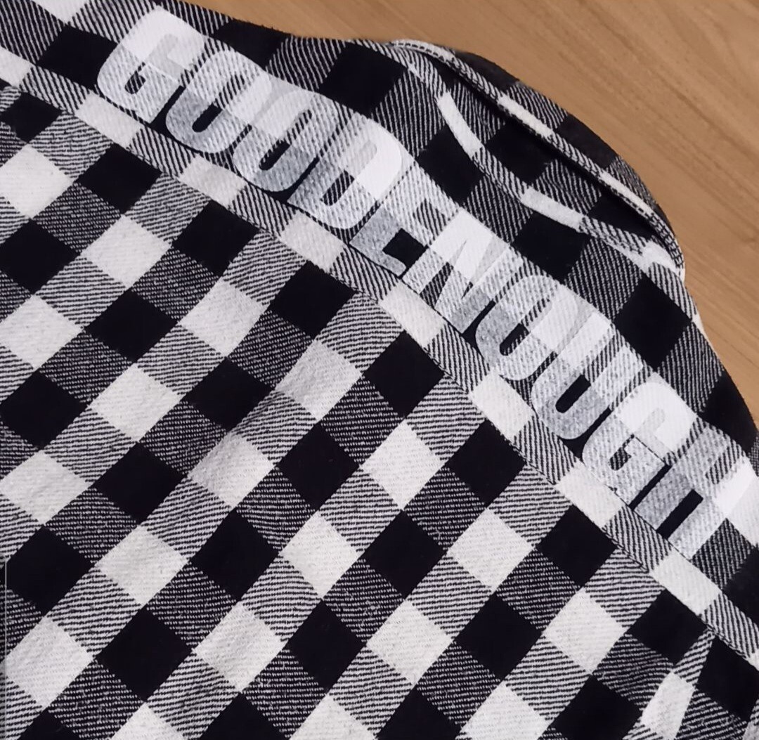 中古】希少◎ グッドイナフ 【GOODENOUGH】 背ロゴ グラムg 刺繍