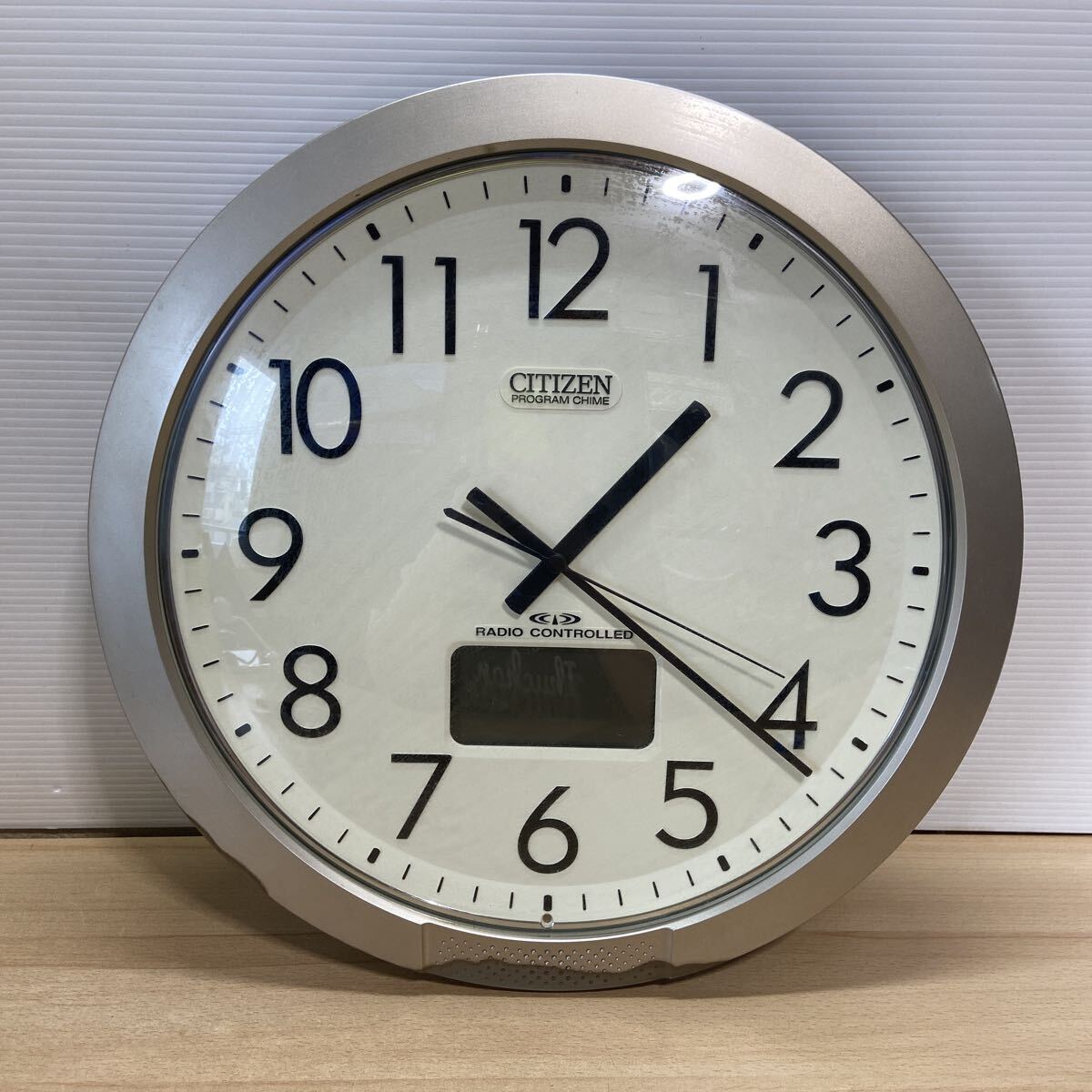 新品】【新品】逆転電波時計 美容院理容室に！ CITIZEN ネムリーナM719