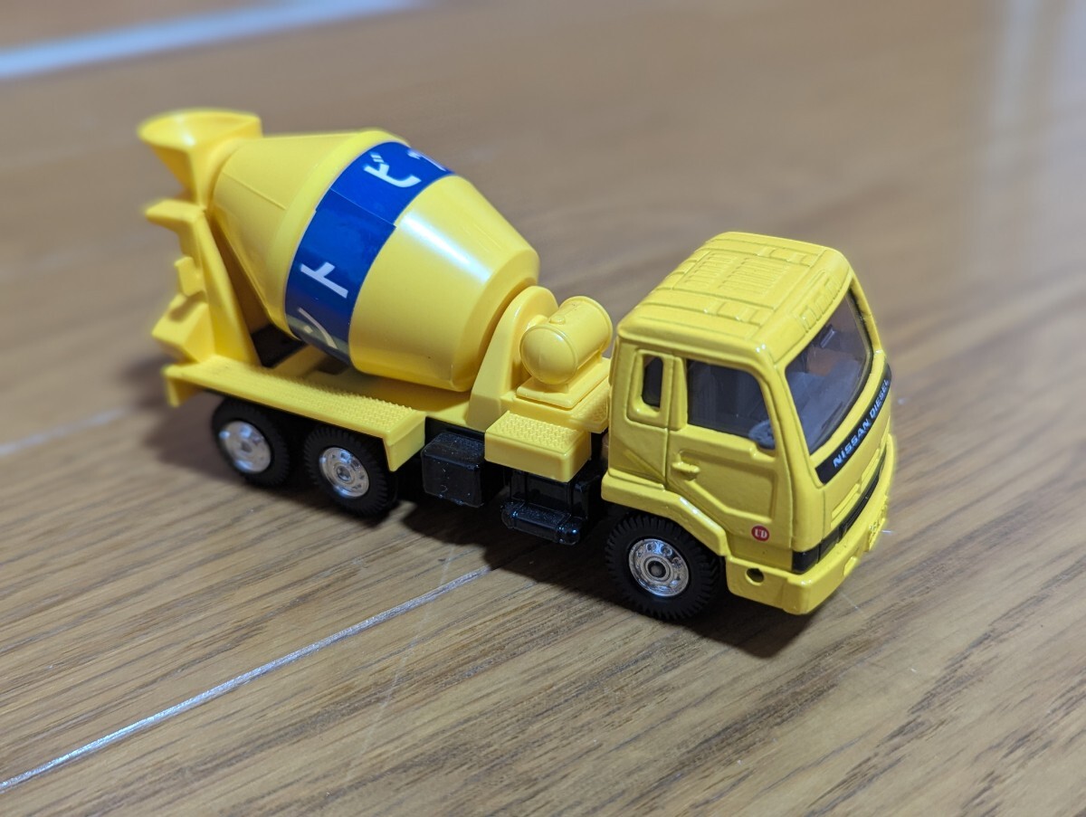 日本製トミカダンディ 日産ディーゼルTW ボンネットトラック2台 ダンプ