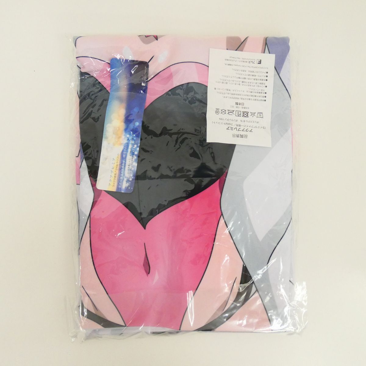 新品】ぶるぶれ 戦姫絶唱シンフォギア 雪音クリス抱き枕カバー