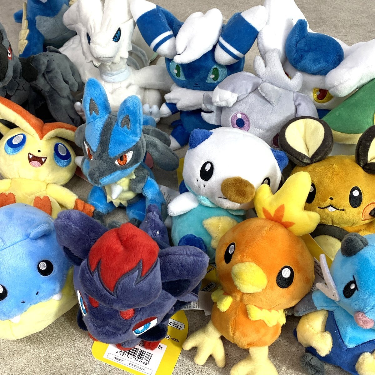 ポケモンfit 33体まとめ売り ポケセン産※タグ付き ポケモンセンター
