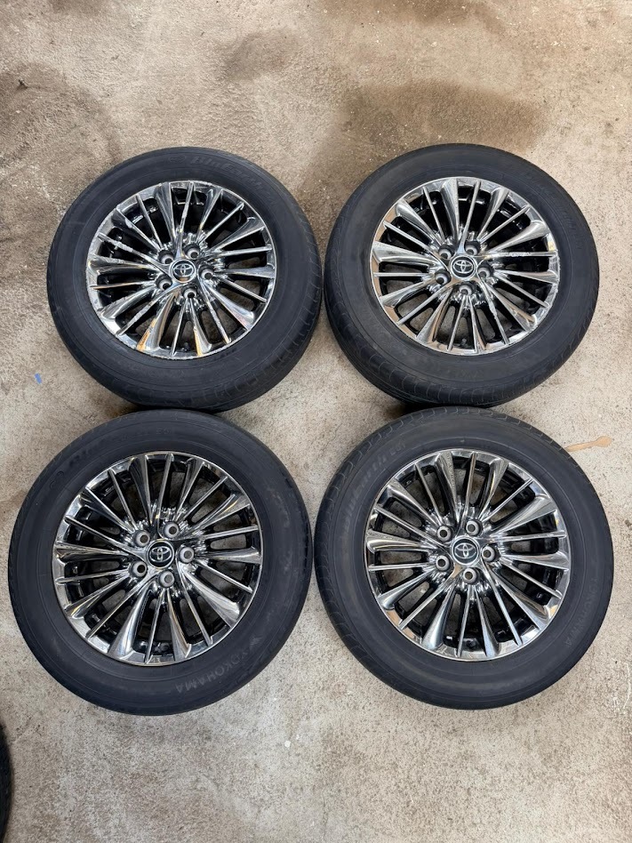 新品】新品未使用 50系 プリウスPHV GRスポーツ ダークスパッタリング
