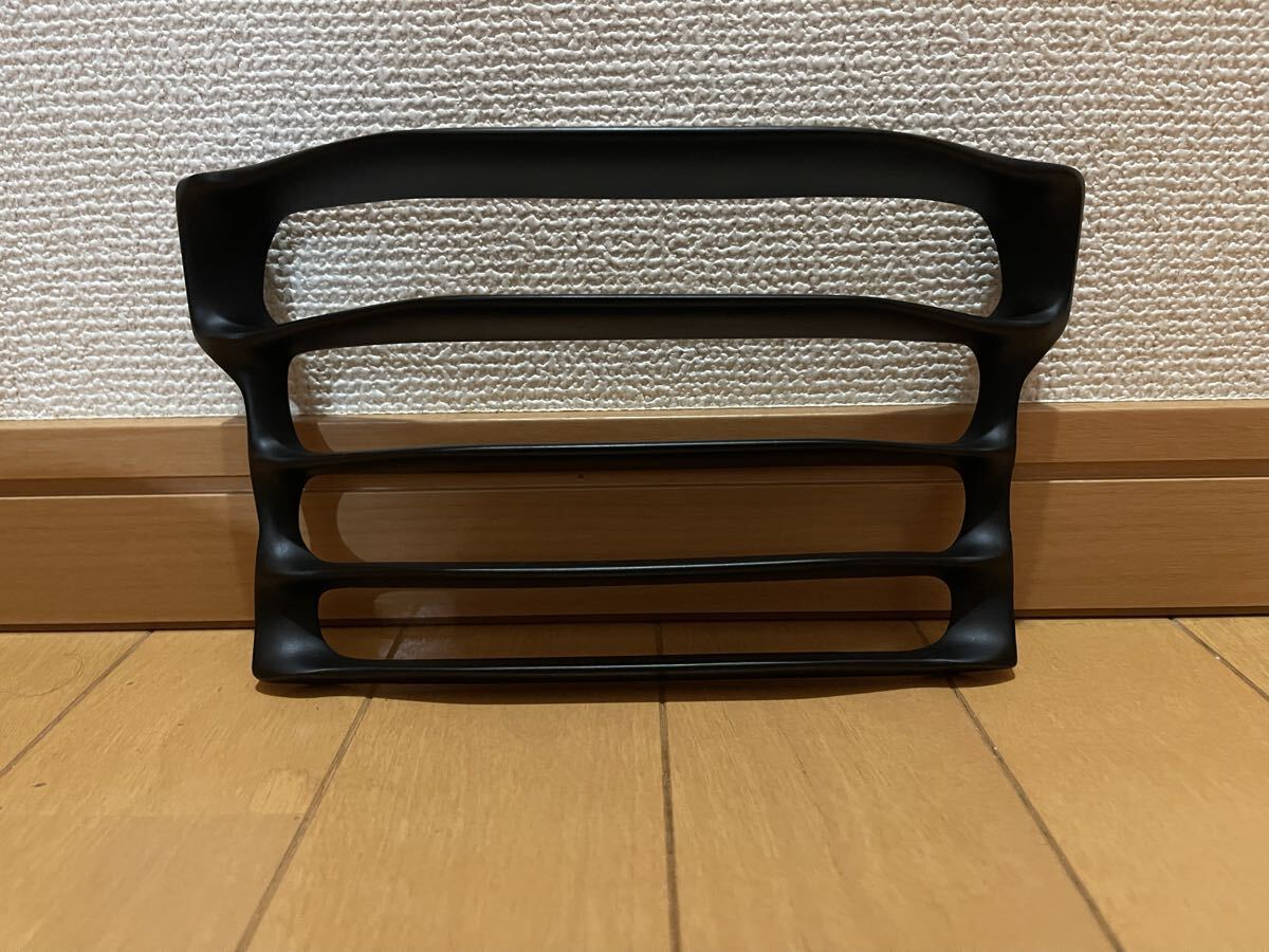 ○GSX250Sカタナ,GSX400S刀用○ヘッドライトルーバーです○FRP製