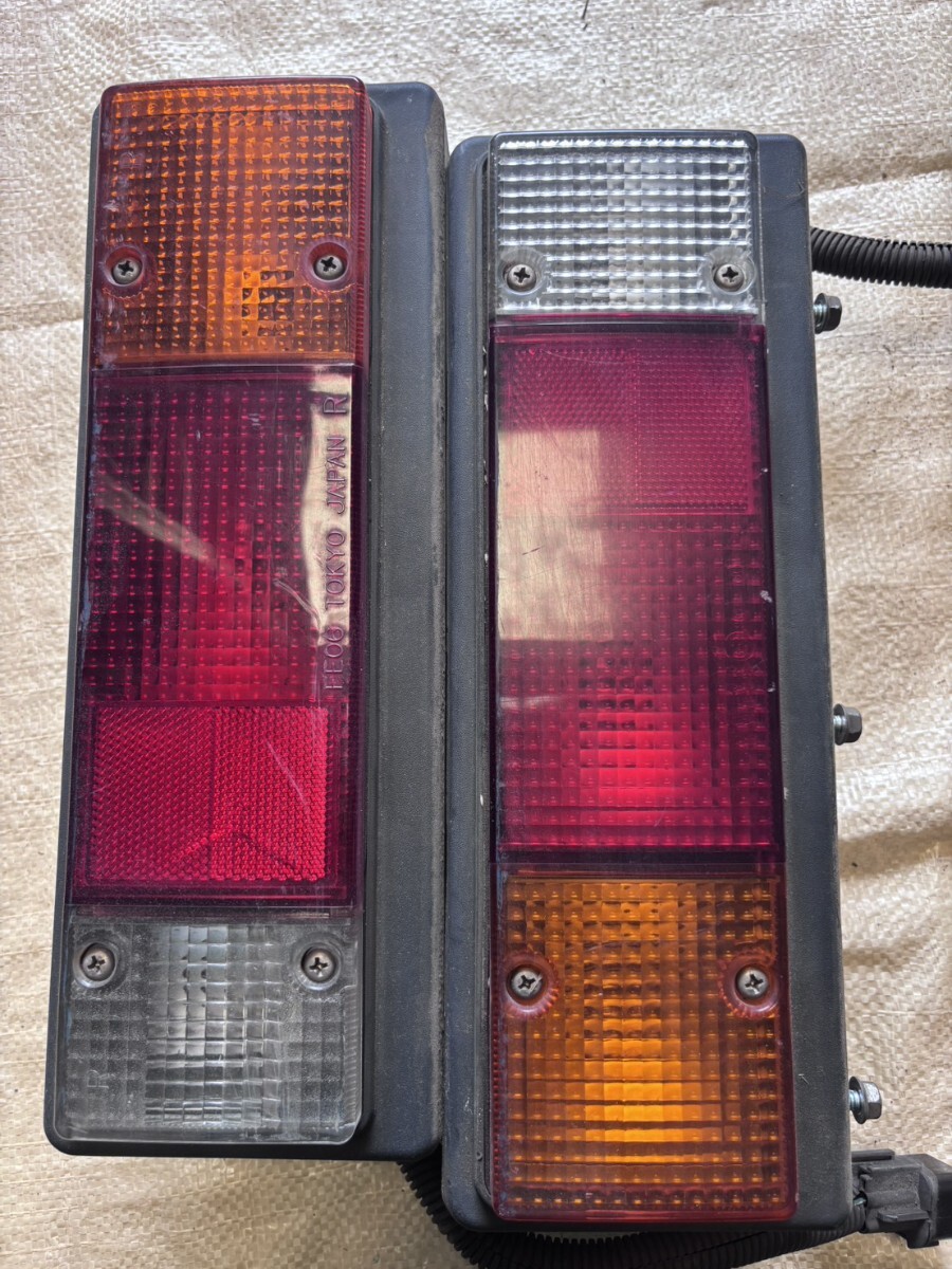 三菱ふそう取り外し品☆純正品☆ML250081 ML250082 トラック