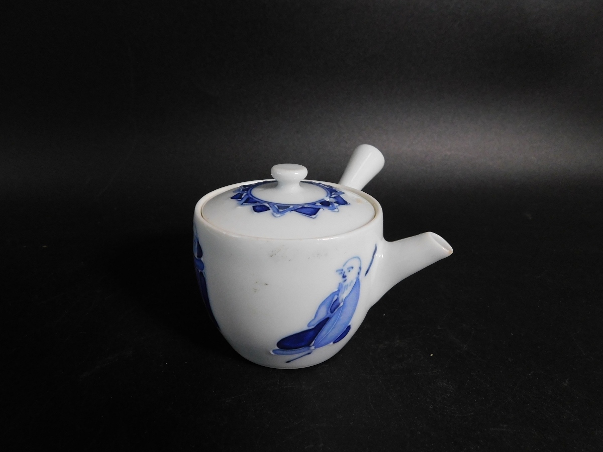 茶道具　二代高橋（仁何弥）道八造　富士文　黒茶碗　共箱　V　A239 千b457】二代・高橋道八（仁阿弥道八） 「仁阿」在銘 共箱 富士山の図