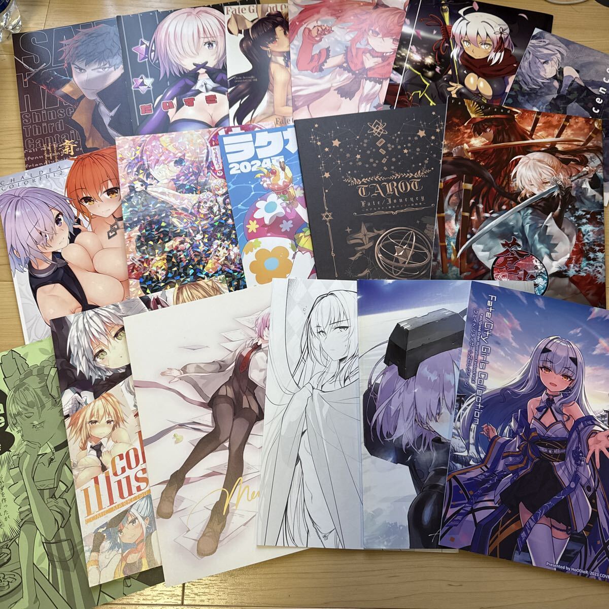 同人誌 イラスト集 使われなかった人物デザイン集／はちのこの里／吉成