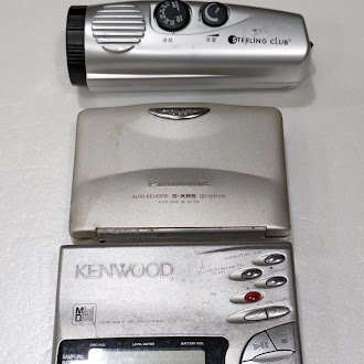 希少！SANYO FM/AMラジオカセットレコーダー MR-60 赤 ラジオOK