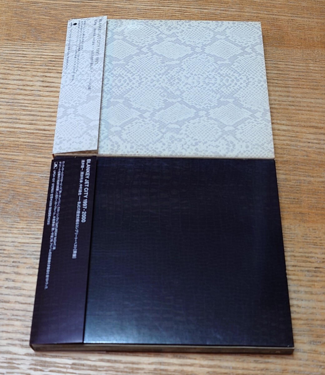 Blankey Jet City ベストアルバムCD 2枚セット[白盤1991-1995,黒盤1997