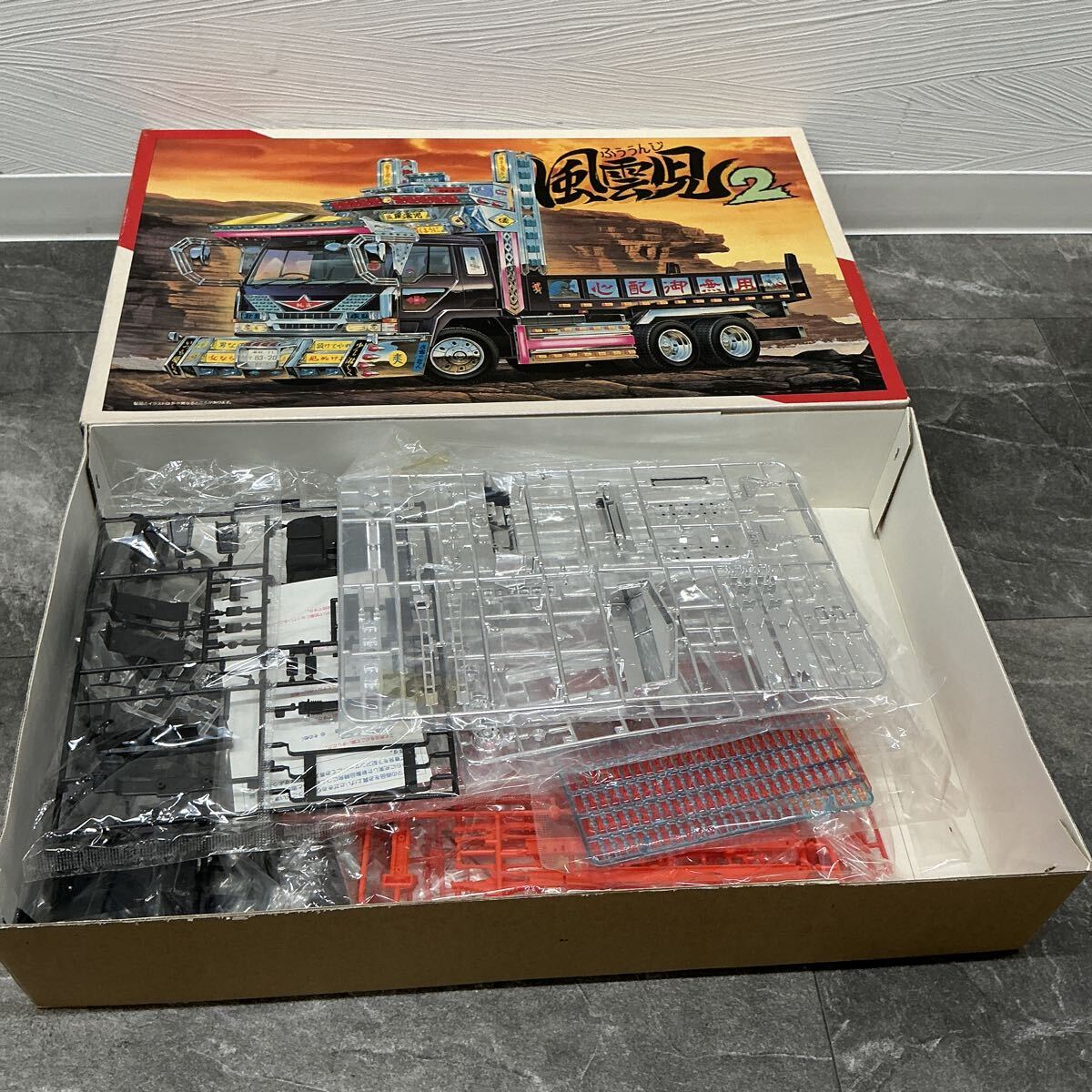 アオシマ 1/32 日野レンジャー プラモデル 完成品 デコトラの落札情報