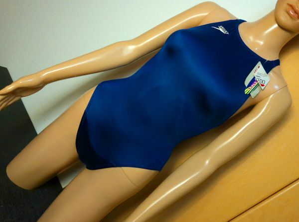 スピードSPEEDO 競泳水着 マーキュライン アクアスペック Mサイズ