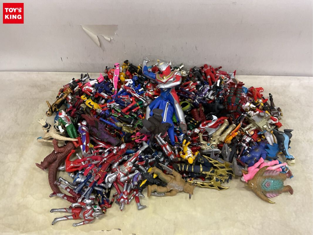 ソフビフィギュア ウルトラマンダイナ 人造ウルトラマン テラノイド