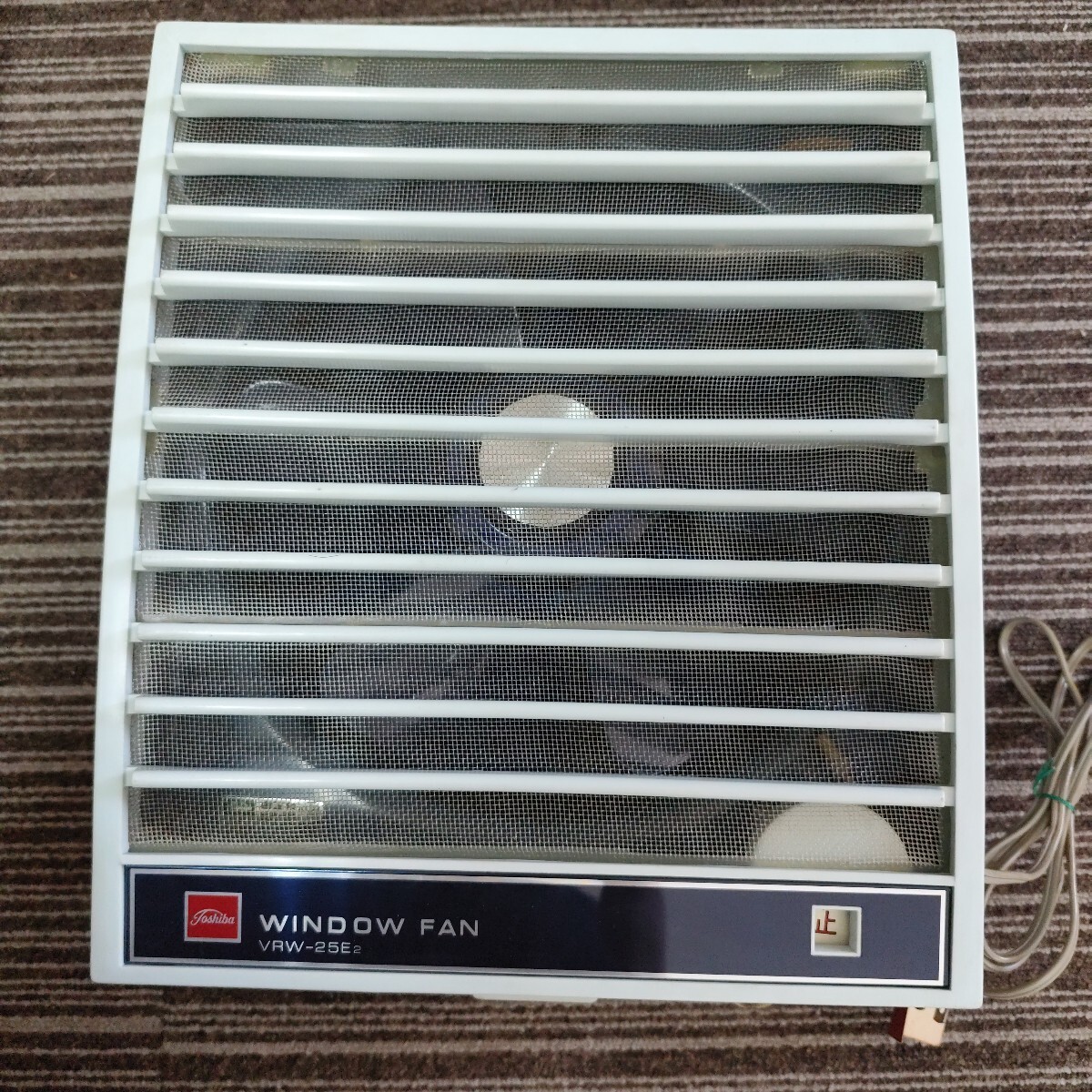 中古】2台 窓用換気扇 東芝 VRW25X2 VRW20X 20／25㎝の落札情報詳細