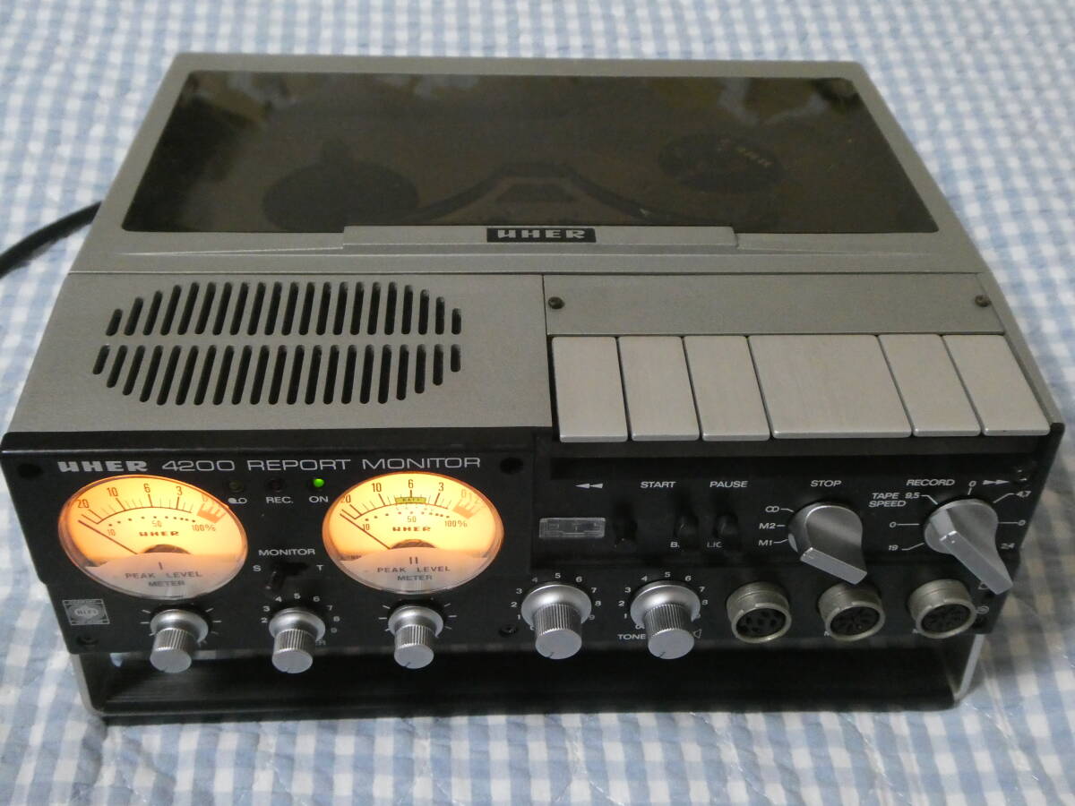 昭和の記念すべき第一号機・SONYカセットテープレコーダー【TC