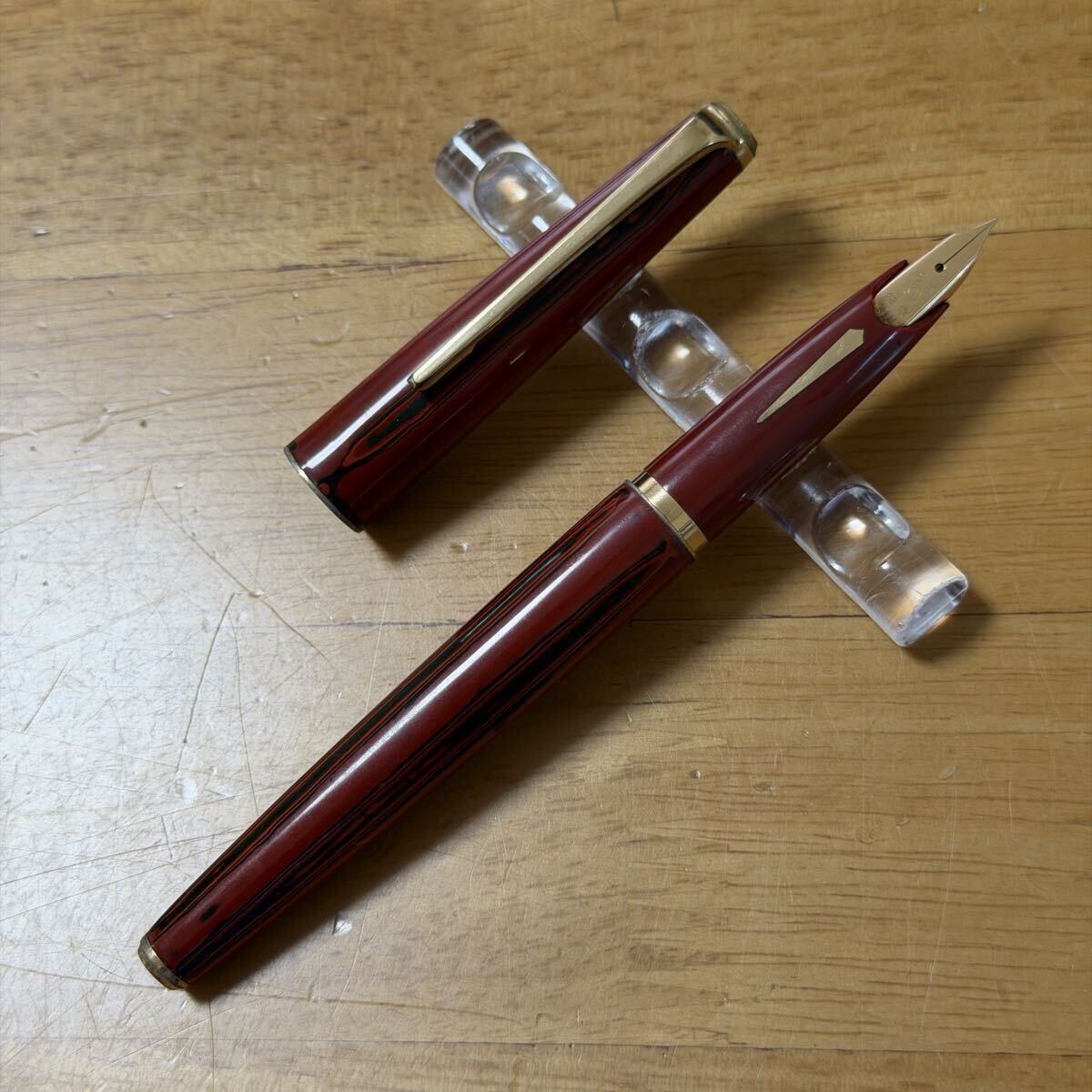 中古】プラチナ 万年筆 唐草 ブラック 細字 18K 1970年代 Platinum