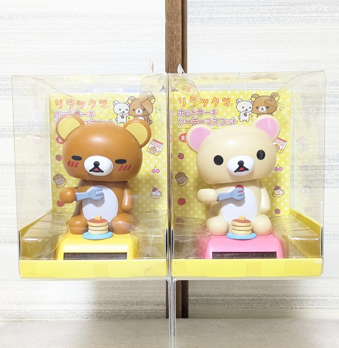 新品】スクイーズ リラックマ やわらかパン＆ホットケーキマスコットと