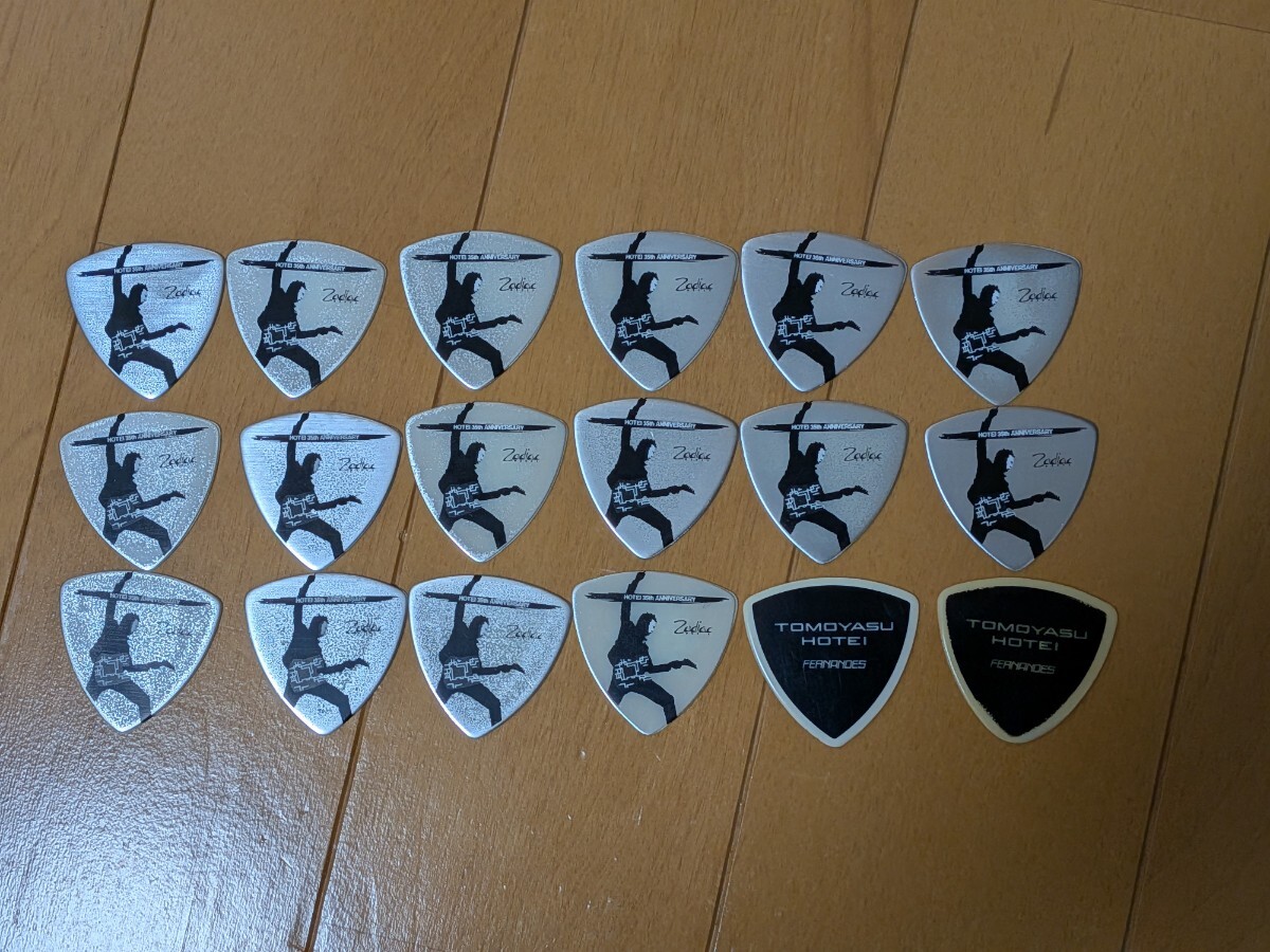 新品】希少☆未使用品 布袋寅泰 グッズ ピック ④の落札情報詳細