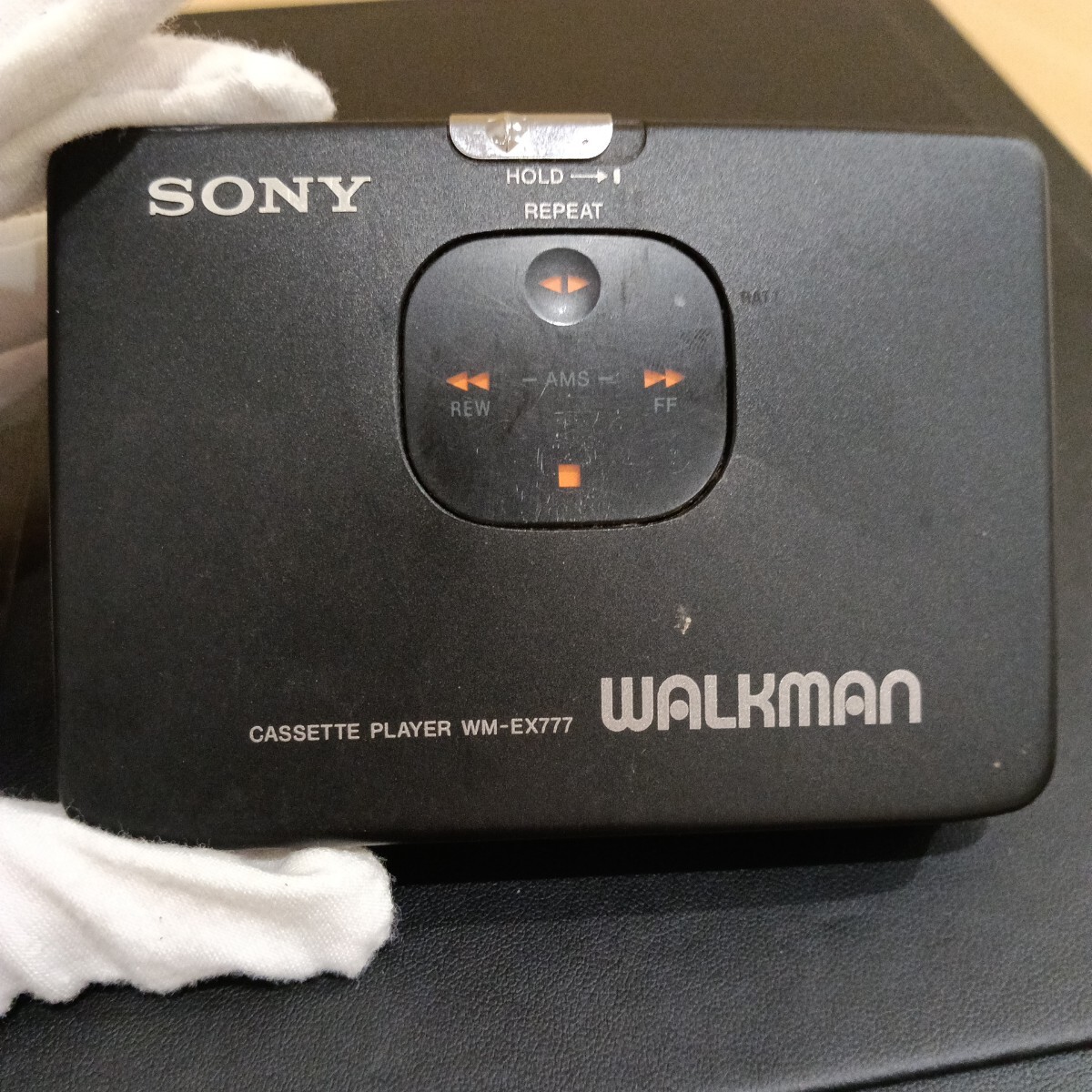 ほぼ新品！取説・付属品完揃！SONY WALKMAN WM-501 /ソニー