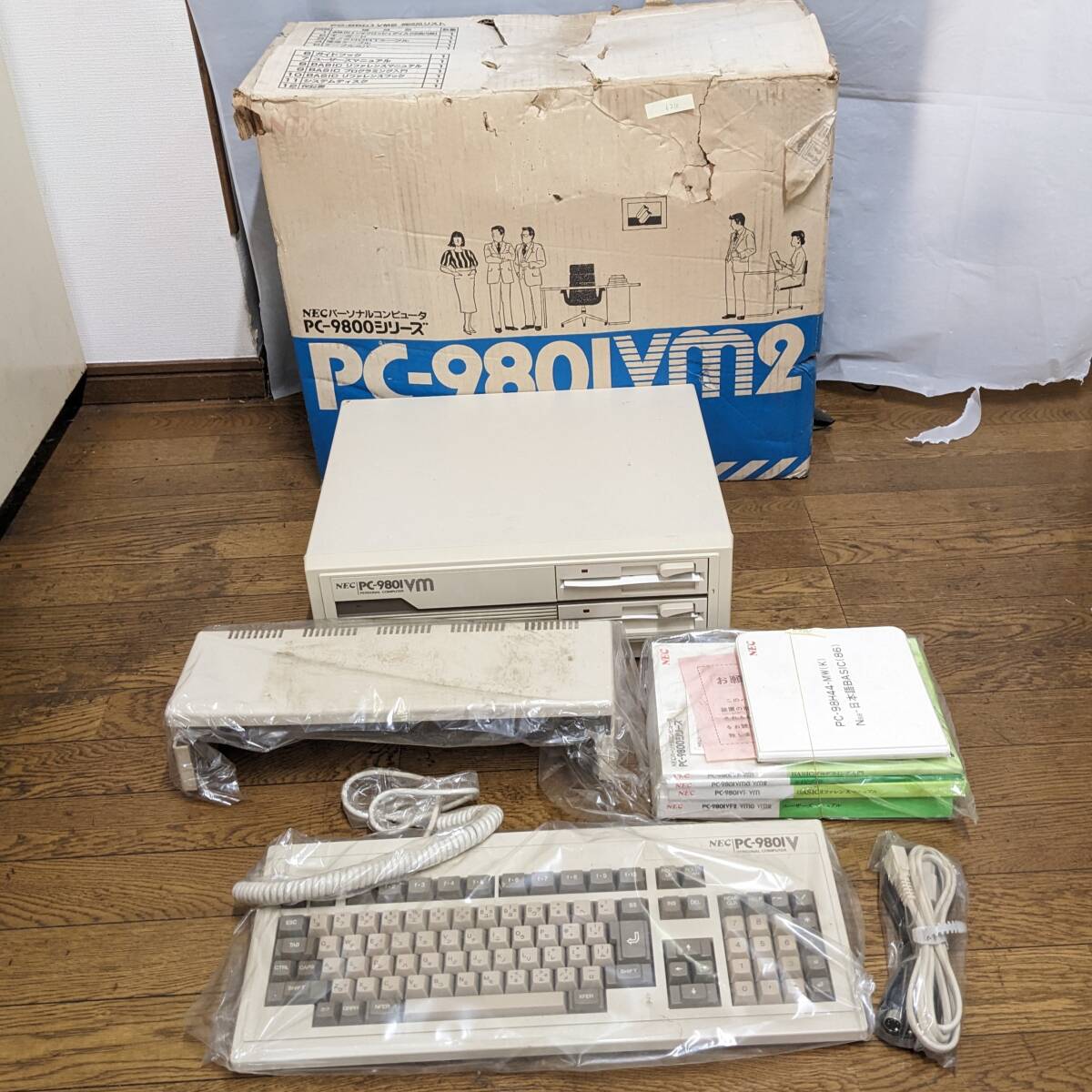 NEC PC-9801DX/U5 1990年 （内蔵電池新,電源コンデンサ交換等）+メモリ