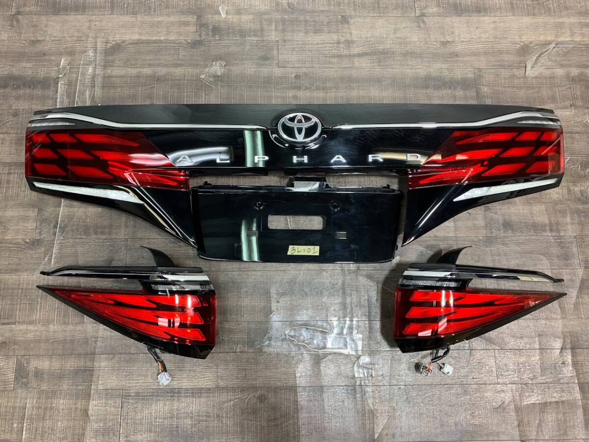 180SX RPS13日産純正 前期 中期 テールライト テールランプ