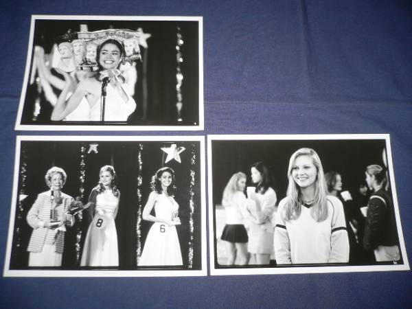 A 2L判 デニス・リチャーズ Denise Richards 直筆サイン写真 証明書COA