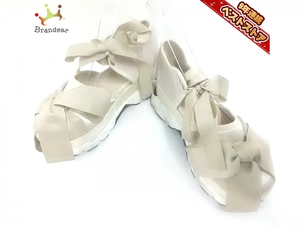 メリージェニー Merry Jenny サンダル M スエード 化学繊維 ライトグレー レディース リボン 靴 の落札情報詳細 ヤフオク落札価格情報 オークフリー スマートフォン版