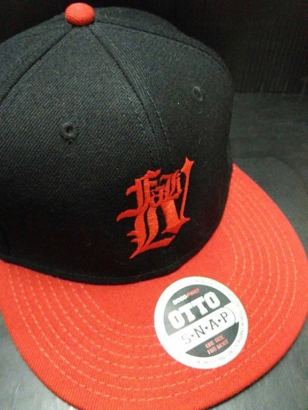 中古 0008 バンドグッズ キャップ Otto オットー ヴェガス Fearando Loathing In Las Vegas レッドバイザー の落札情報詳細 ヤフオク落札価格情報 オークフリー スマートフォン版